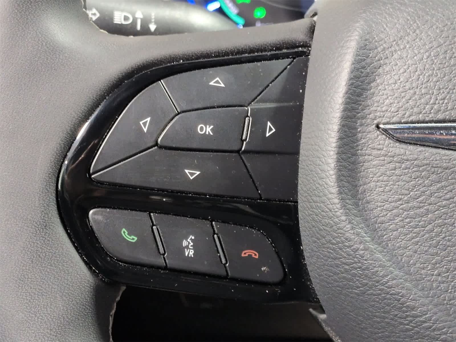 Thumbnail: 2022 Chrysler Pacifica - 26