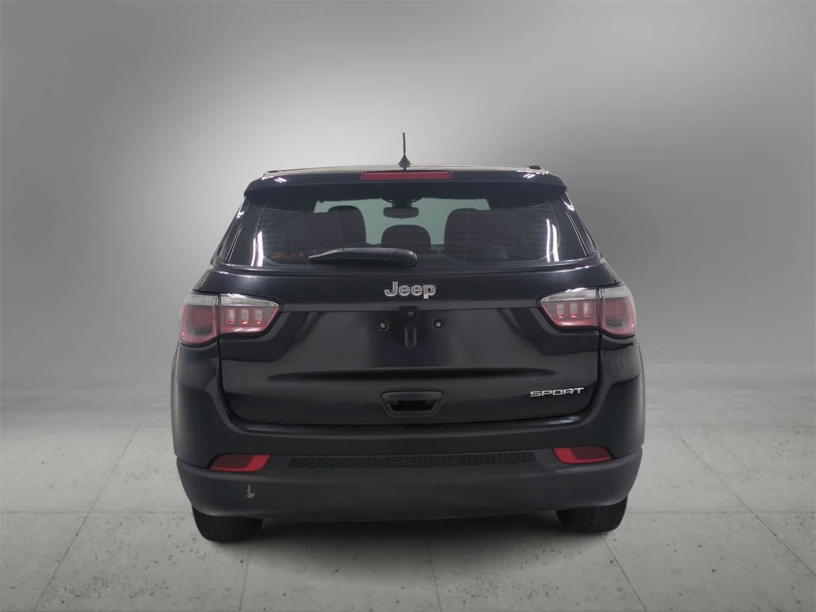 Thumbnail: 2018 Jeep Compass - 7