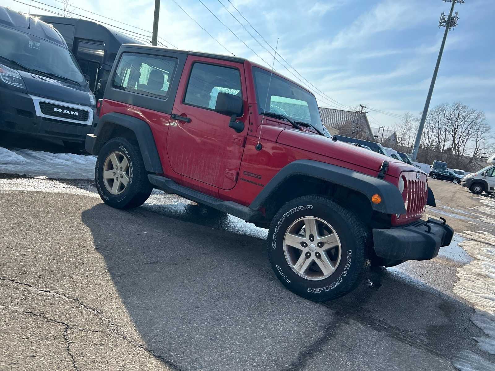 Thumbnail: 2014 Jeep Wrangler - 11