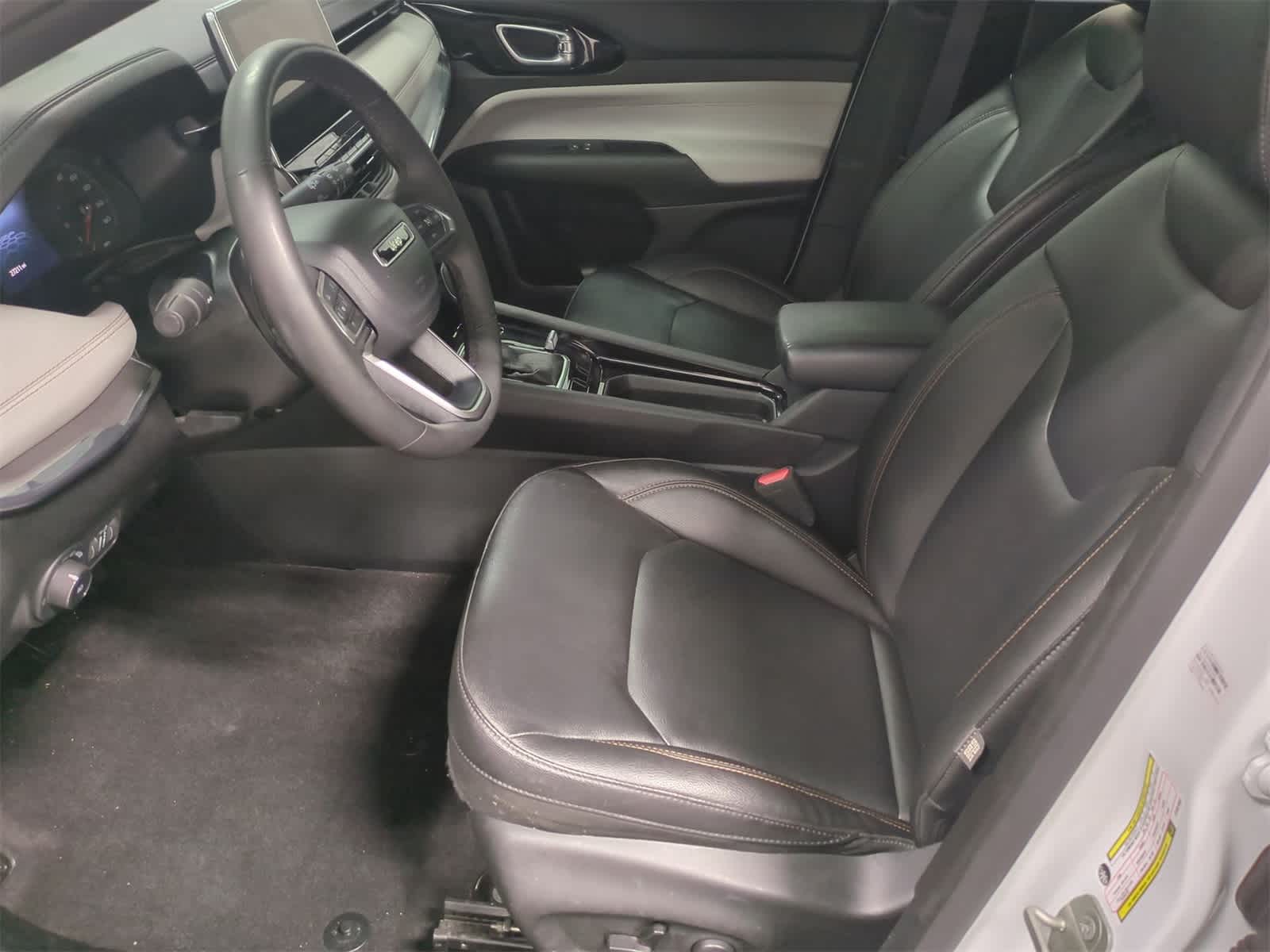 Thumbnail: 2024 Jeep Compass - 16