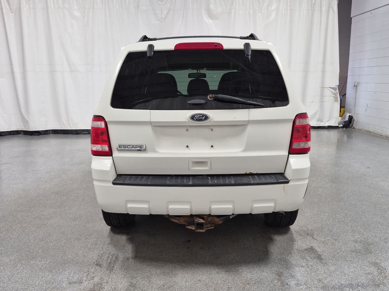 Thumbnail: 2011 Ford Escape - 12