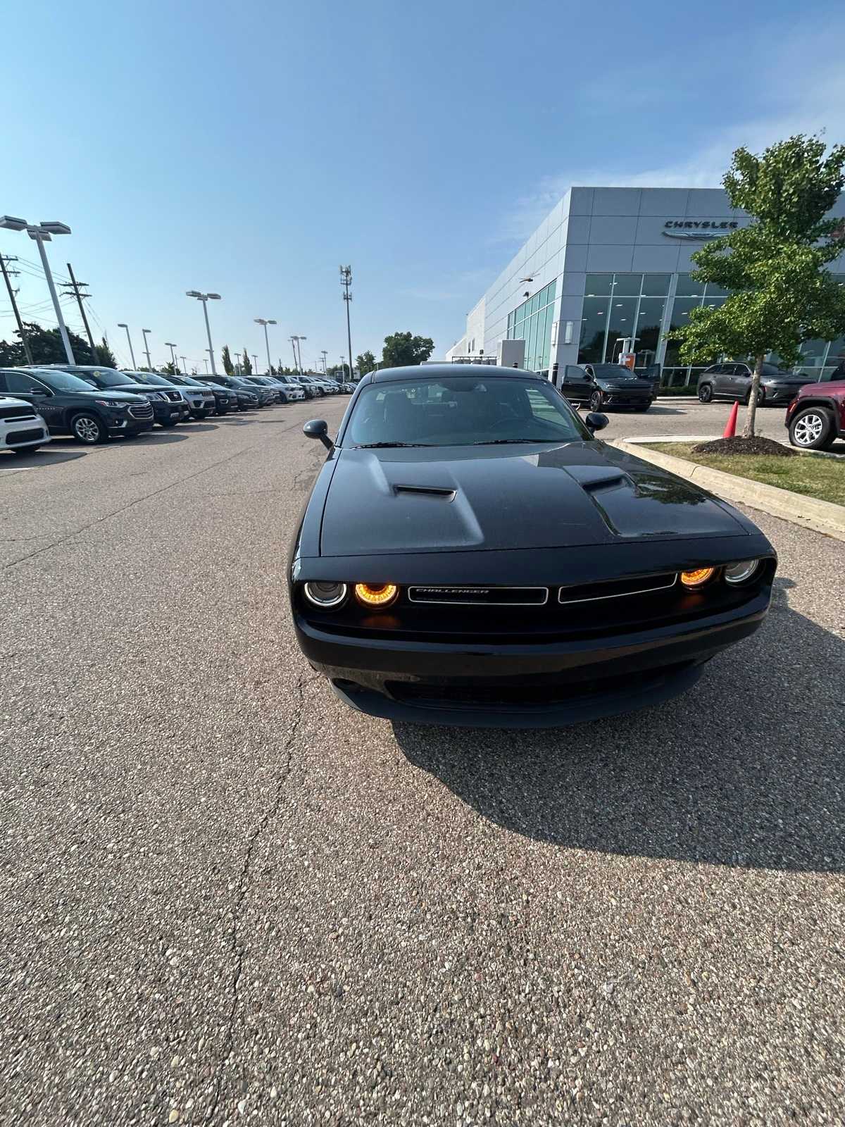 Thumbnail: 2016 Dodge Challenger - 6