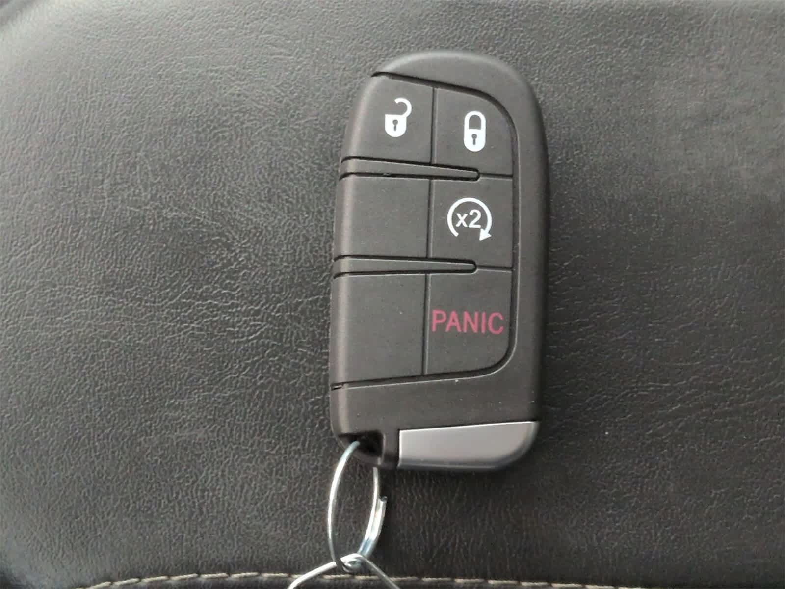 Thumbnail: 2021 Jeep Renegade - 36