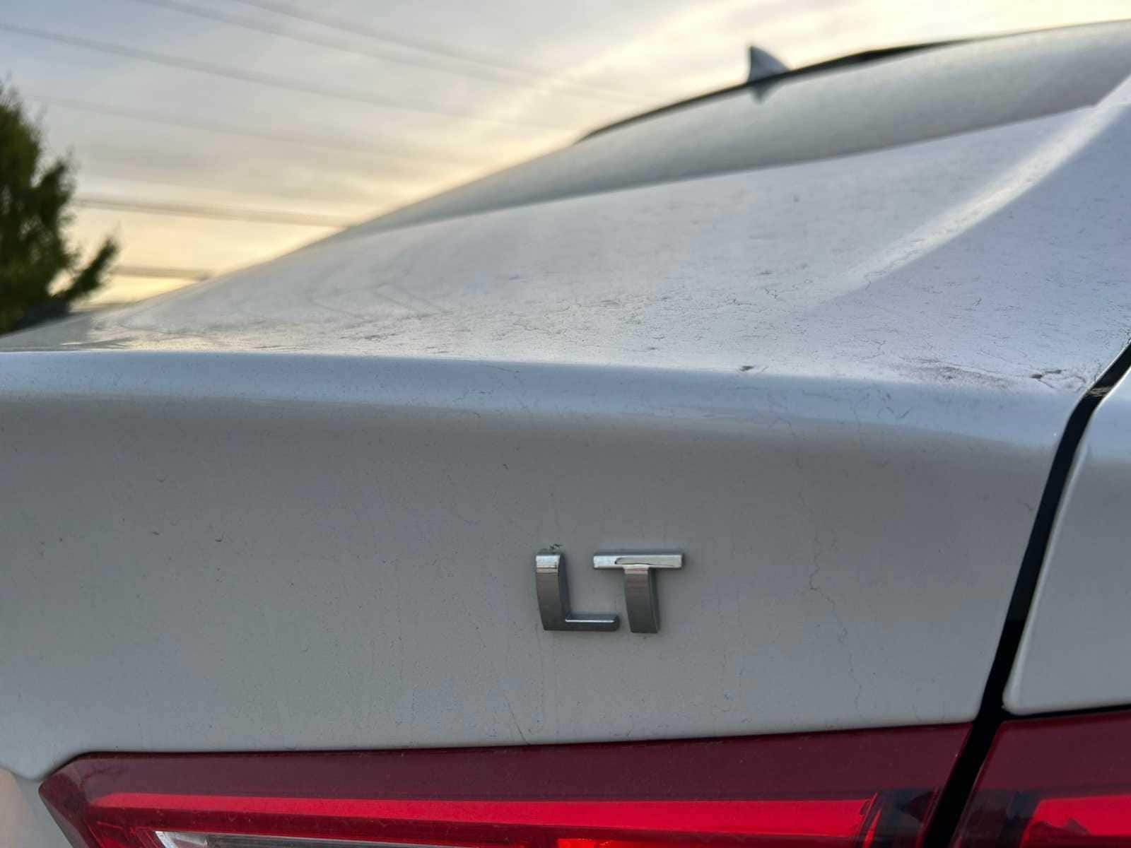 Thumbnail: 2016 Chevrolet Malibu - 31