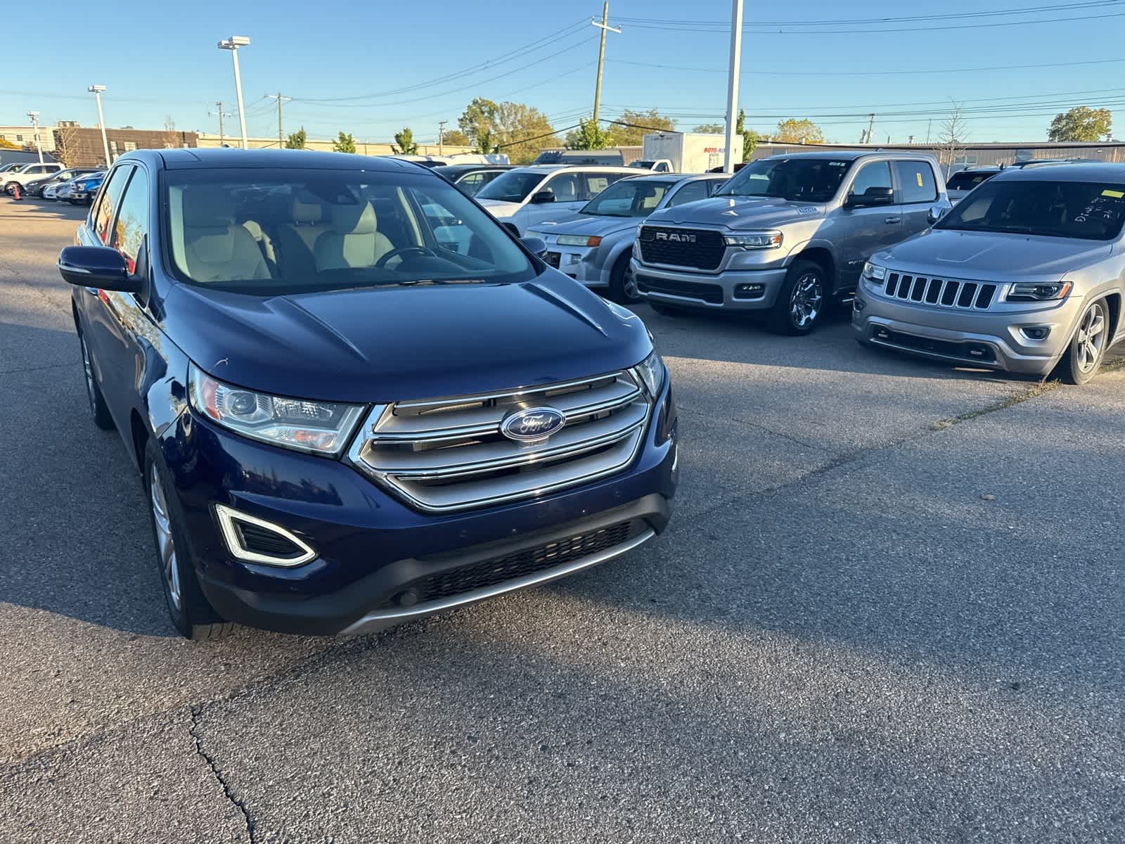 Thumbnail: 2016 Ford Edge - 5