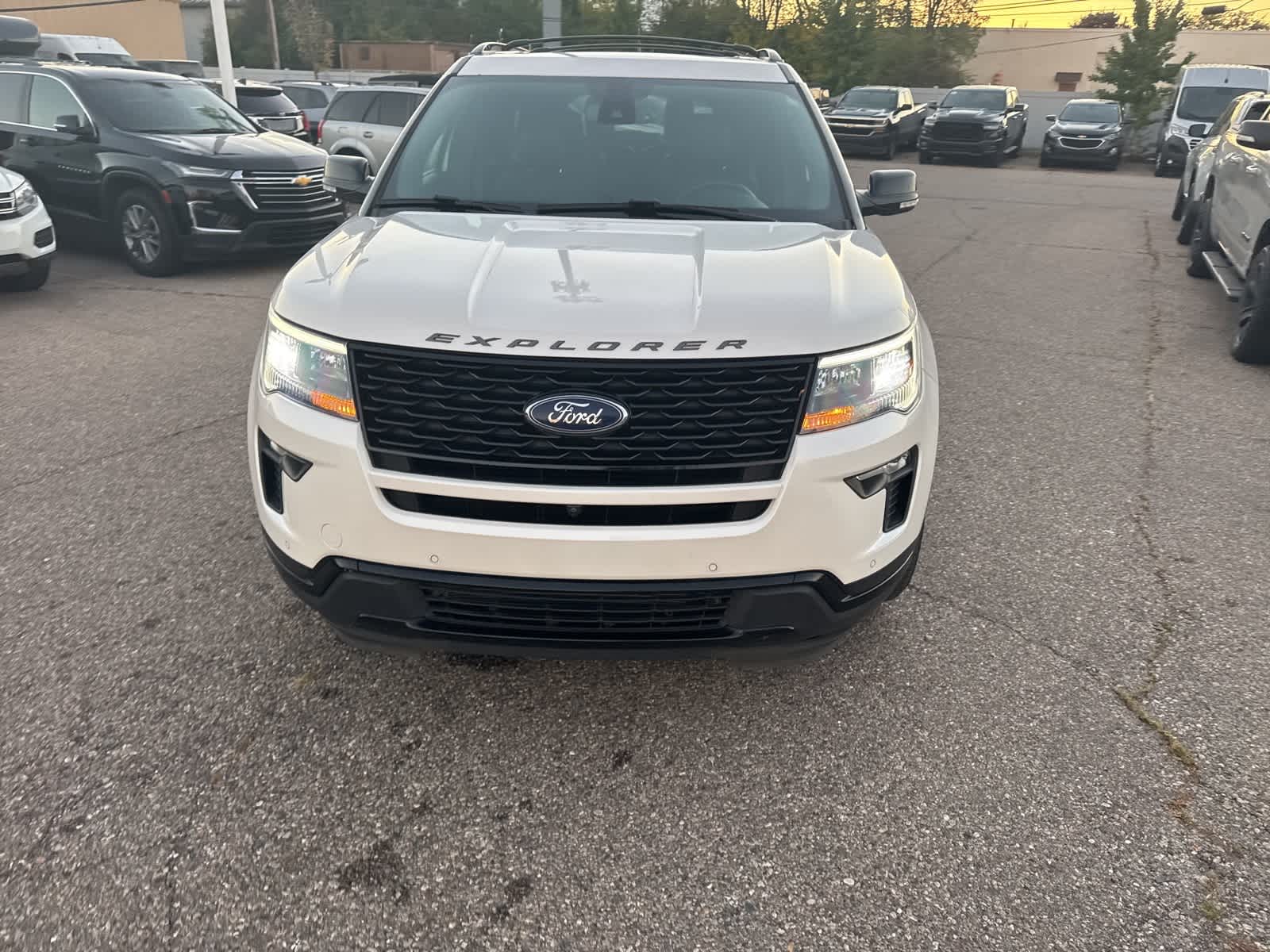 Thumbnail: 2019 Ford Explorer - 5