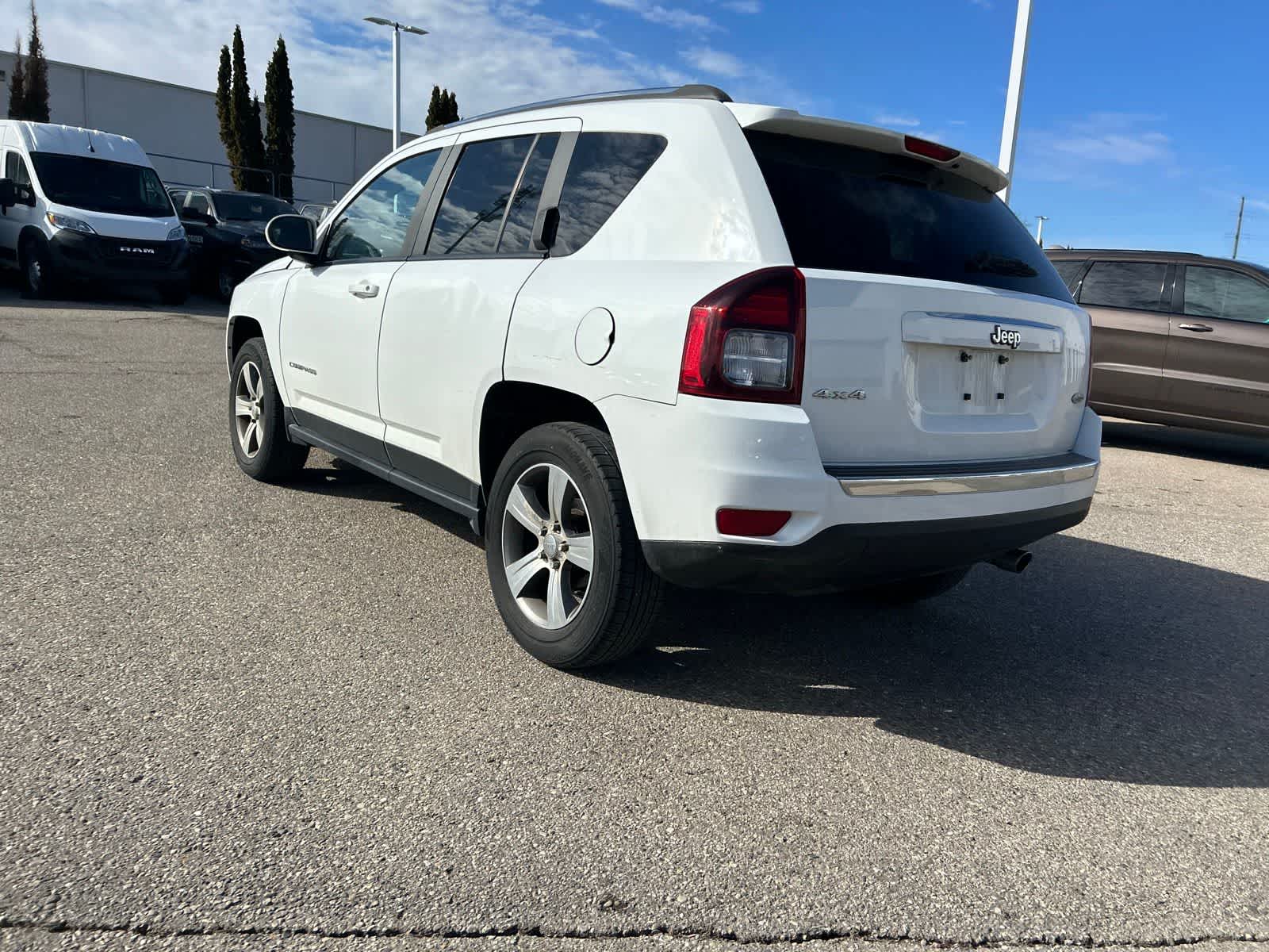 Thumbnail: 2017 Jeep Compass - 27