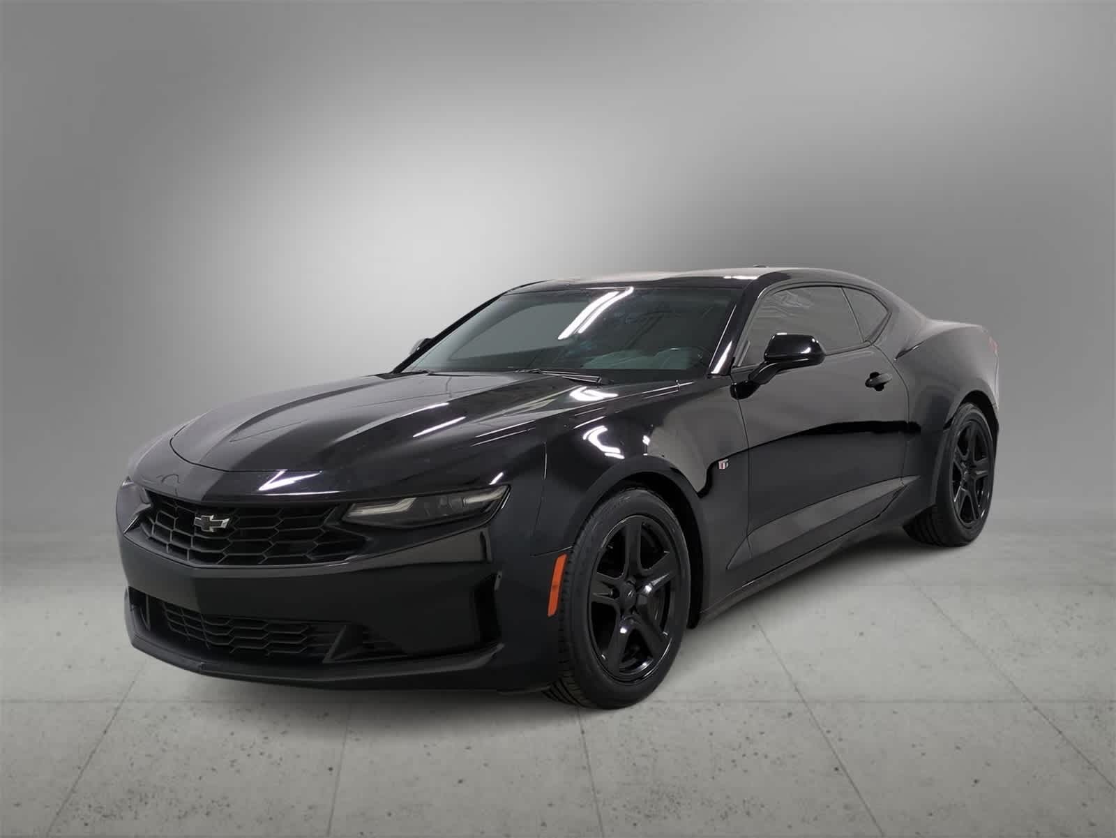 2020 Chevrolet Camaro  -
                  Farmington Hills, MI