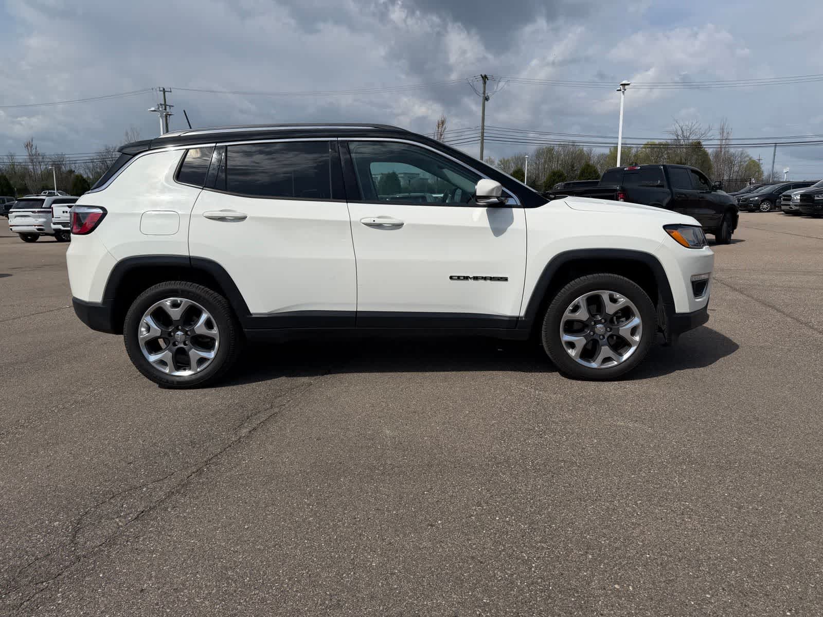 Thumbnail: 2019 Jeep Compass - 15