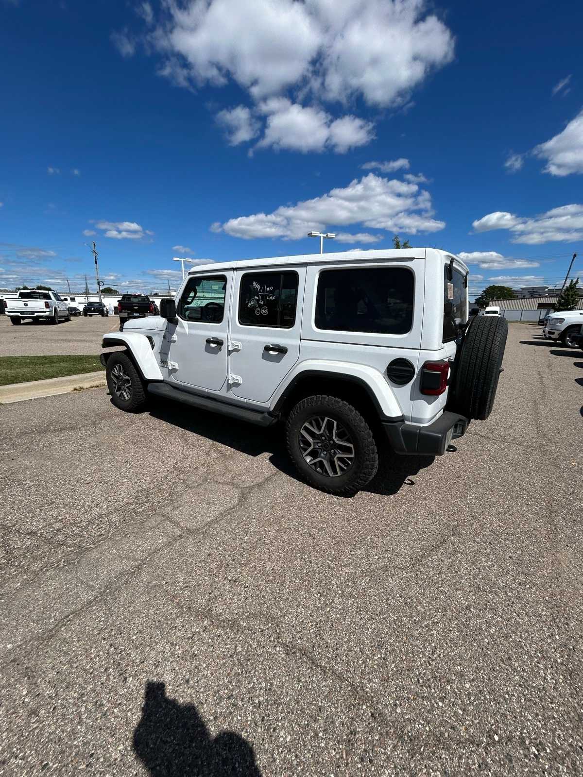 Thumbnail: 2024 Jeep Wrangler - 22