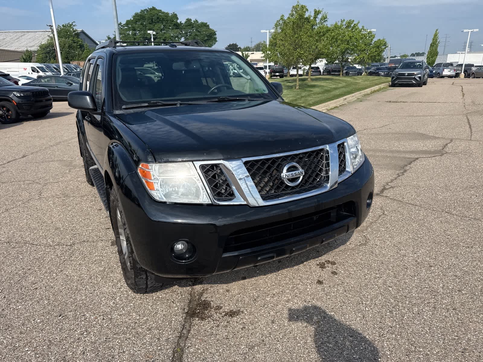 Thumbnail: 2012 Nissan Pathfinder - 7