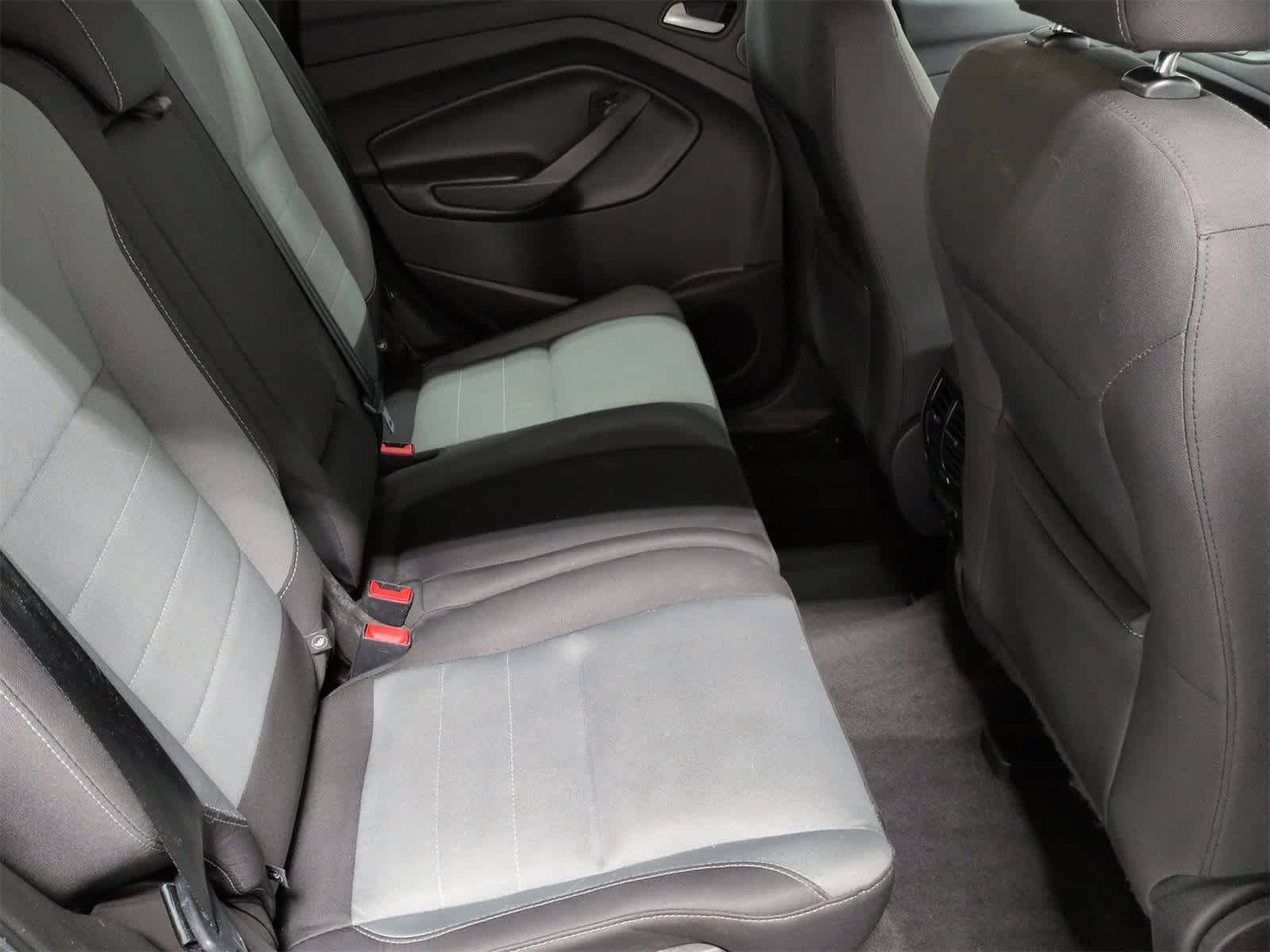 Thumbnail: 2016 Ford Escape - 21