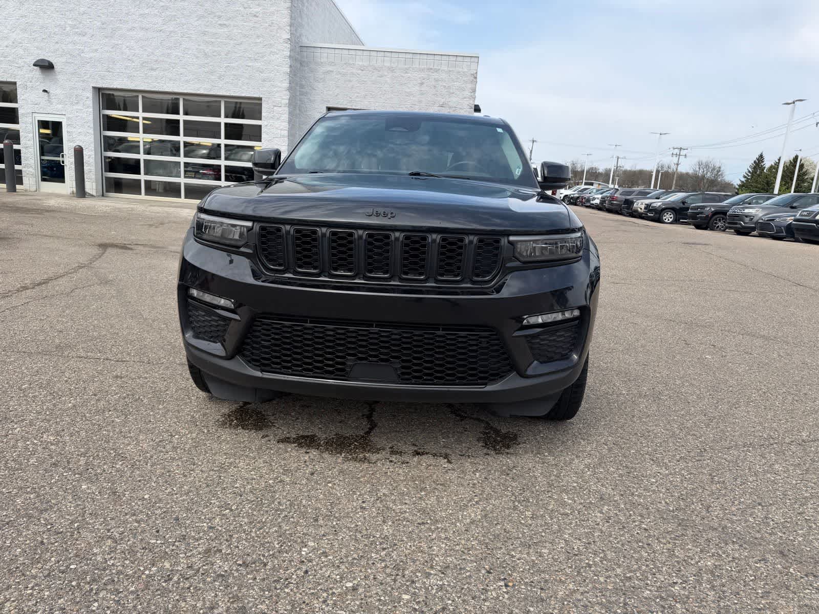 Thumbnail: 2023 Jeep Grand Cherokee - 5