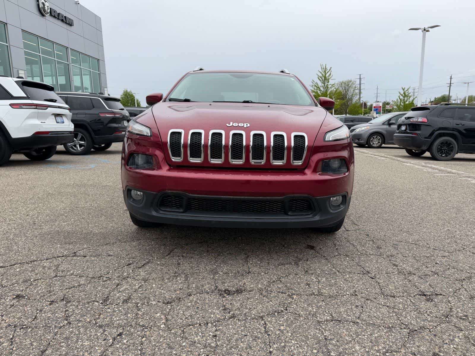 Thumbnail: 2015 Jeep Cherokee - 3