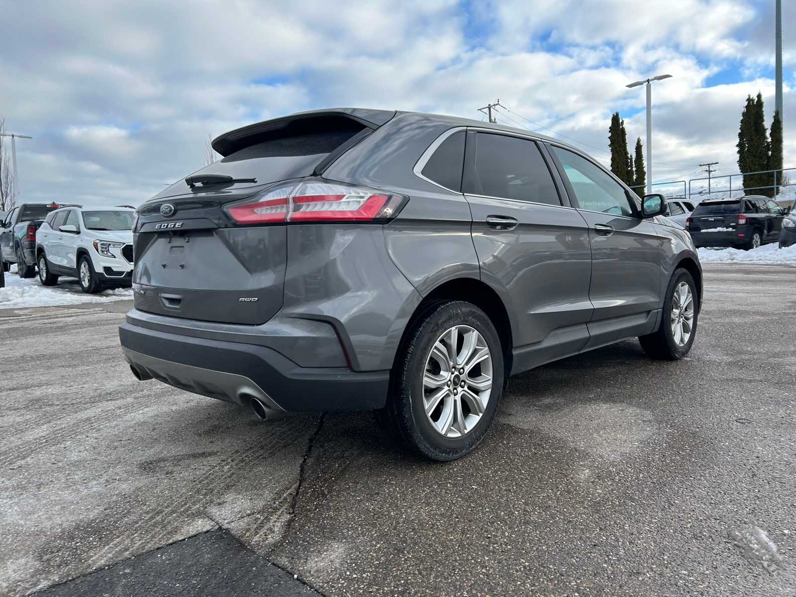 Thumbnail: 2024 Ford Edge - 17