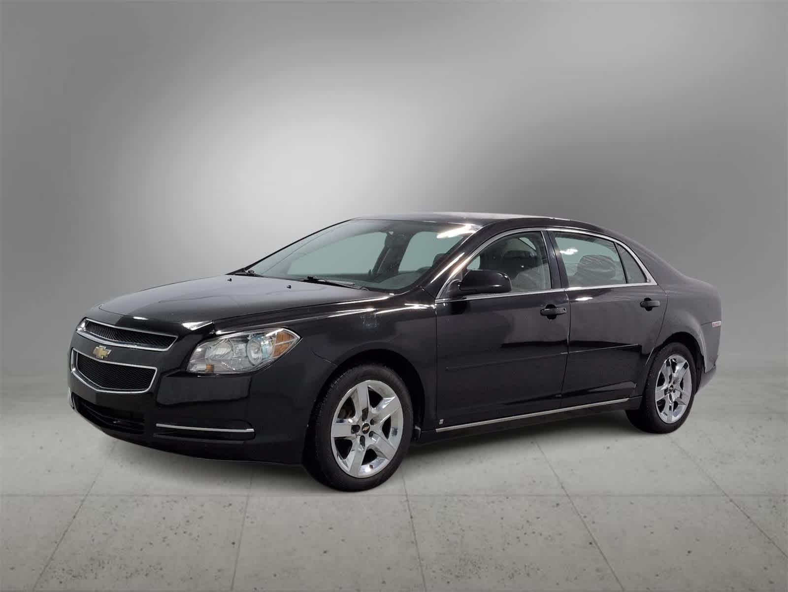 Thumbnail: 2009 Chevrolet Malibu - 4