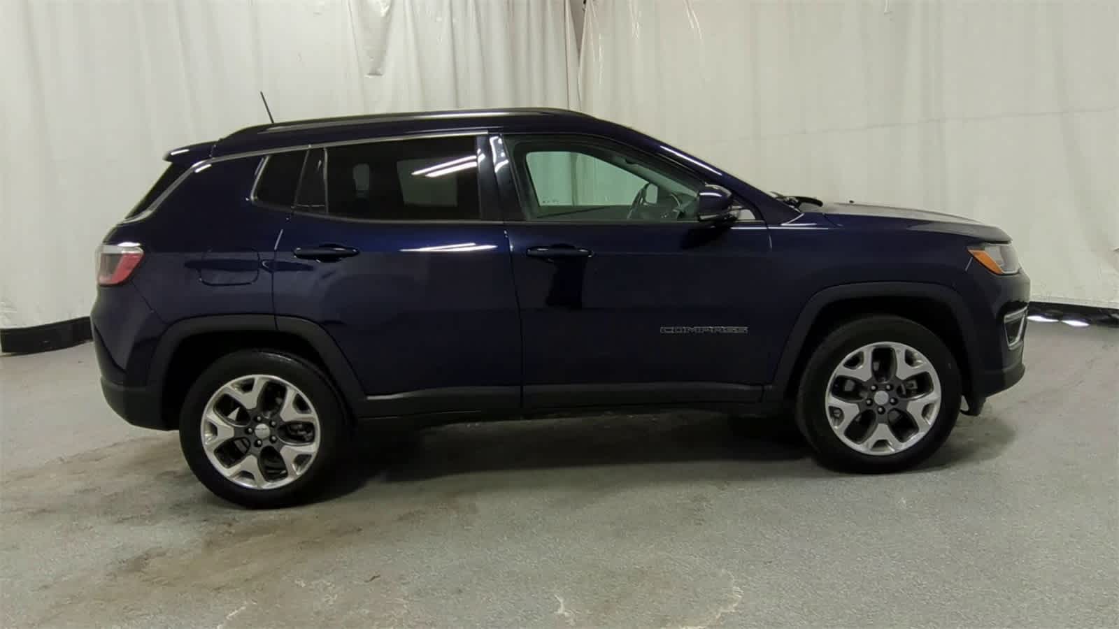 Thumbnail: 2021 Jeep Compass - 9