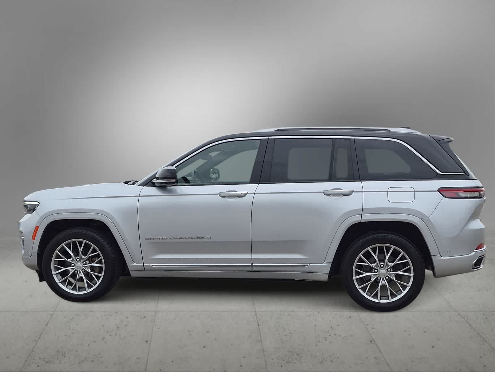Thumbnail: 2022 Jeep Grand Cherokee - 5