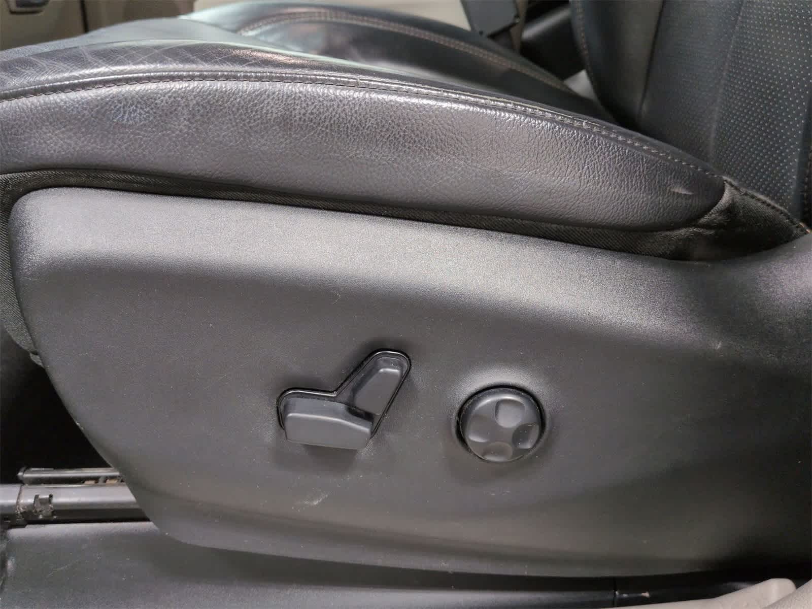 Thumbnail: 2017 Chrysler Pacifica - 20