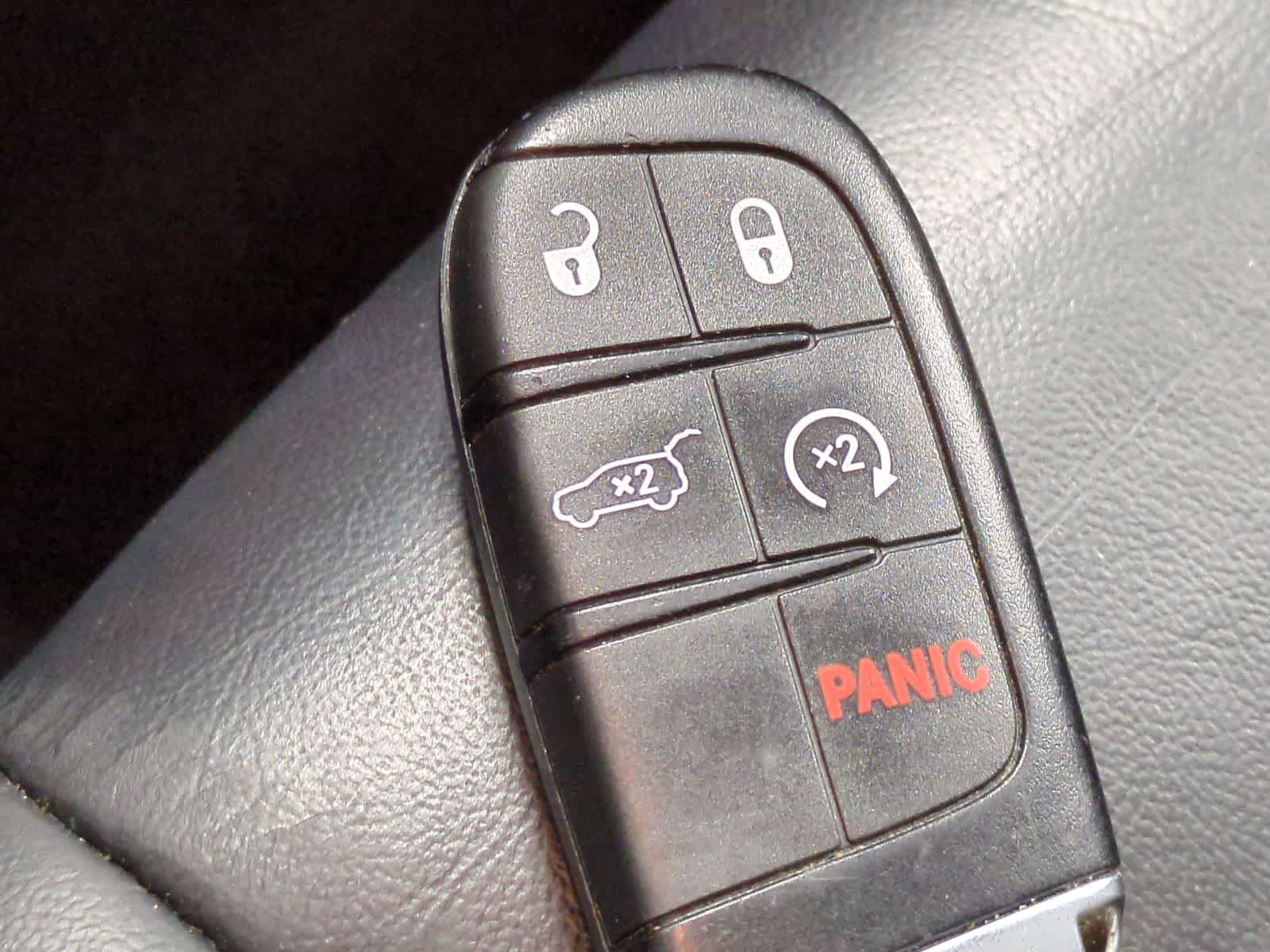 Thumbnail: 2019 Jeep Grand Cherokee - 35
