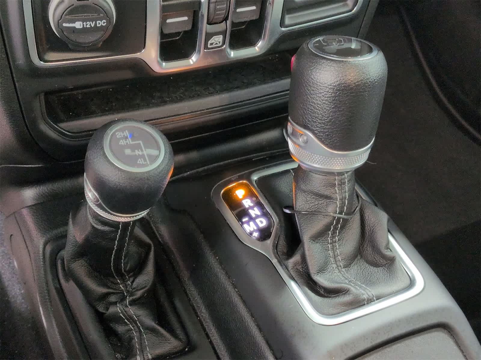 Thumbnail: 2024 Jeep Wrangler - 31