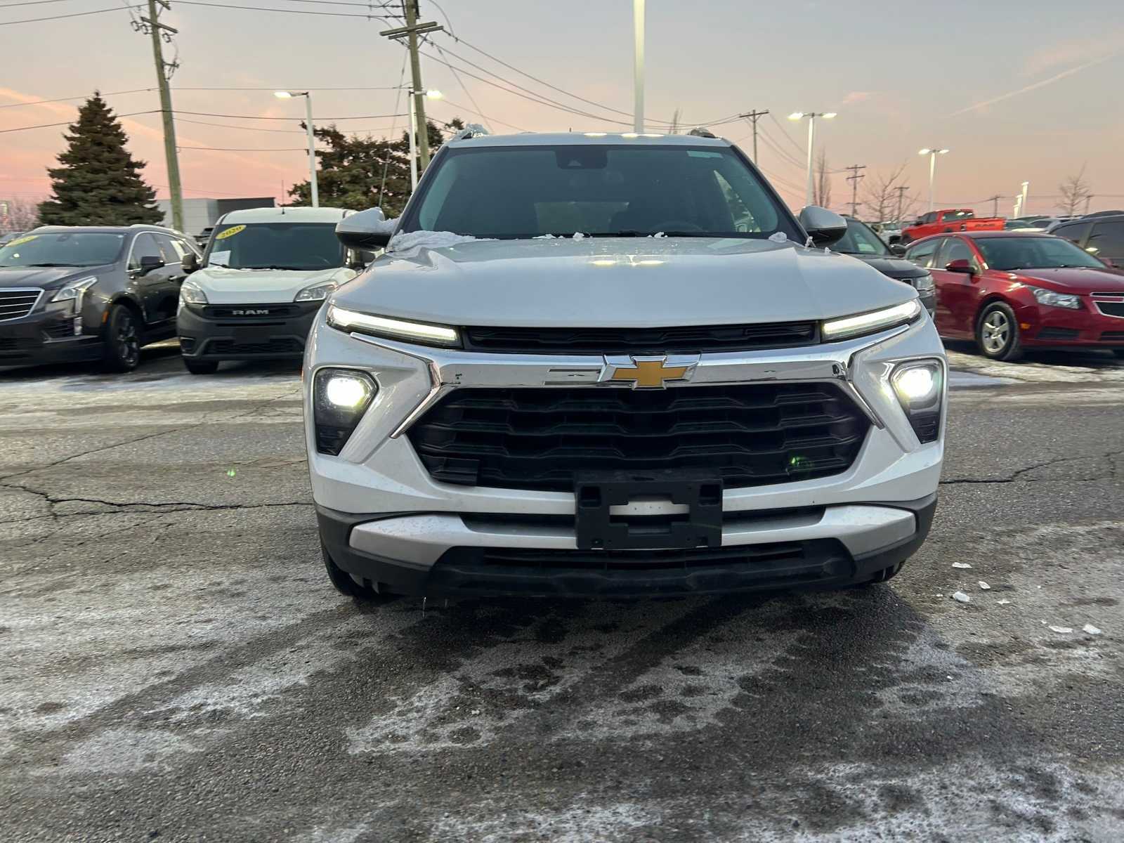 Thumbnail: 2025 Chevrolet TrailBlazer - 2