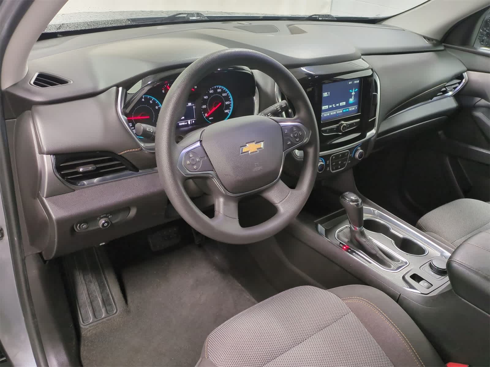 Thumbnail: 2018 Chevrolet Traverse - 10