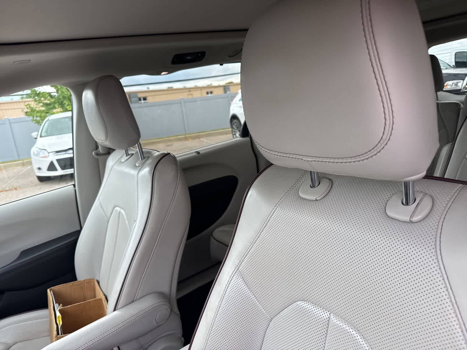 Thumbnail: 2020 Chrysler Pacifica - 36