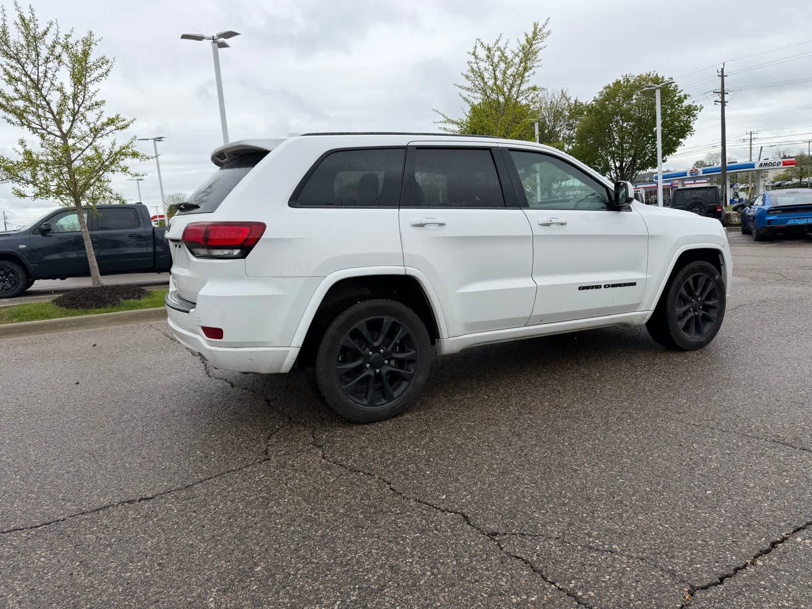 Thumbnail: 2021 Jeep Grand Cherokee - 16