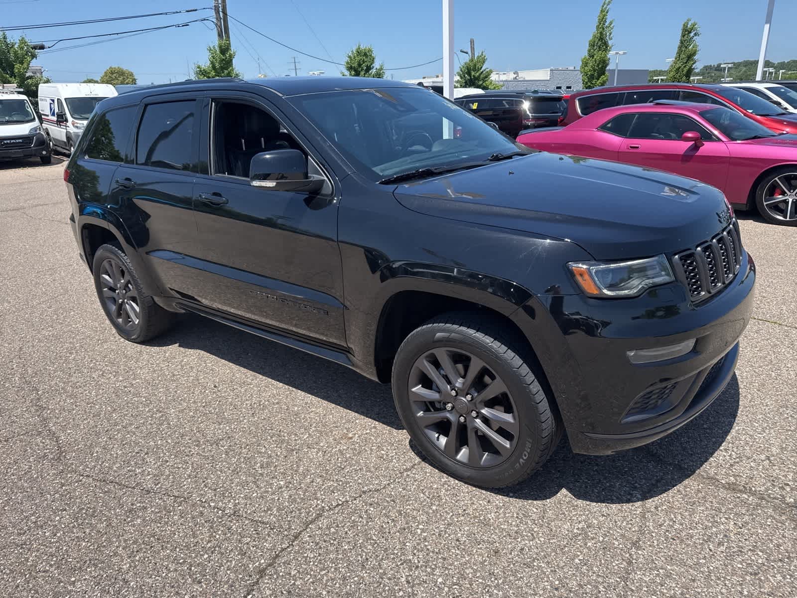 Thumbnail: 2018 Jeep Grand Cherokee - 10