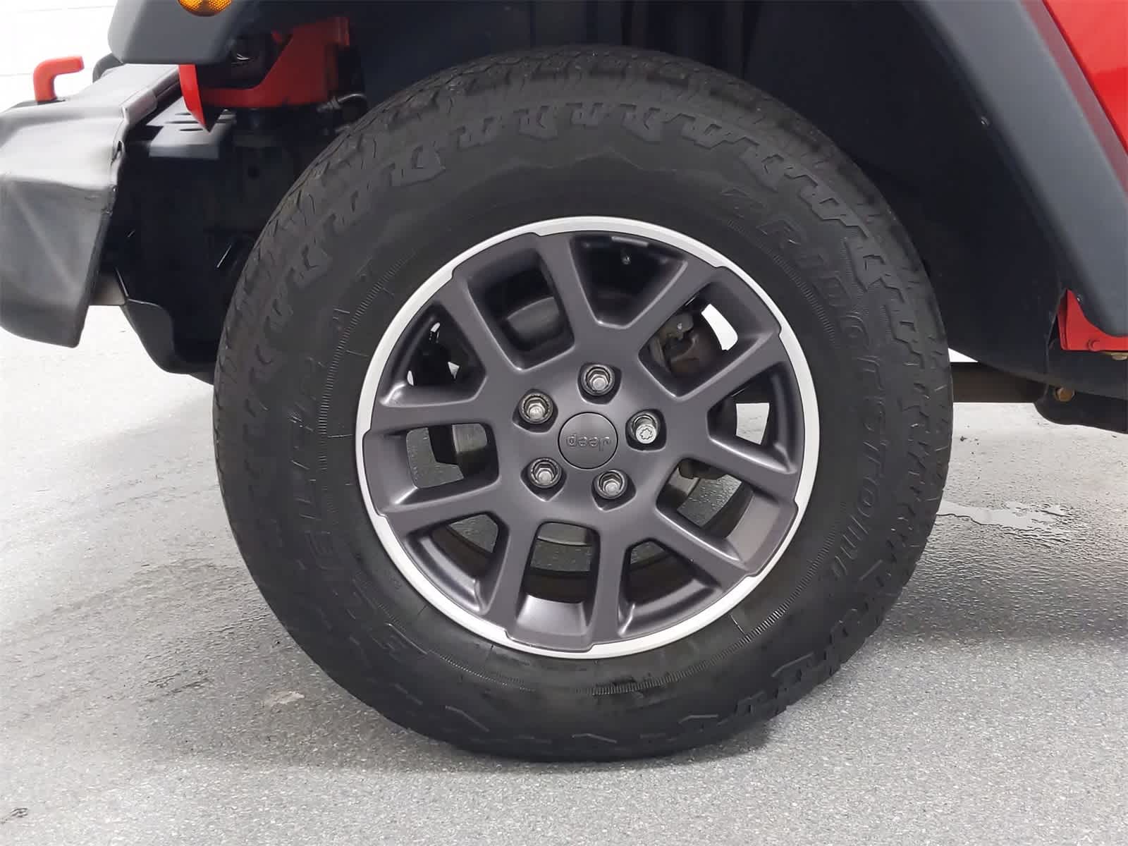 Thumbnail: 2018 Jeep Wrangler - 21