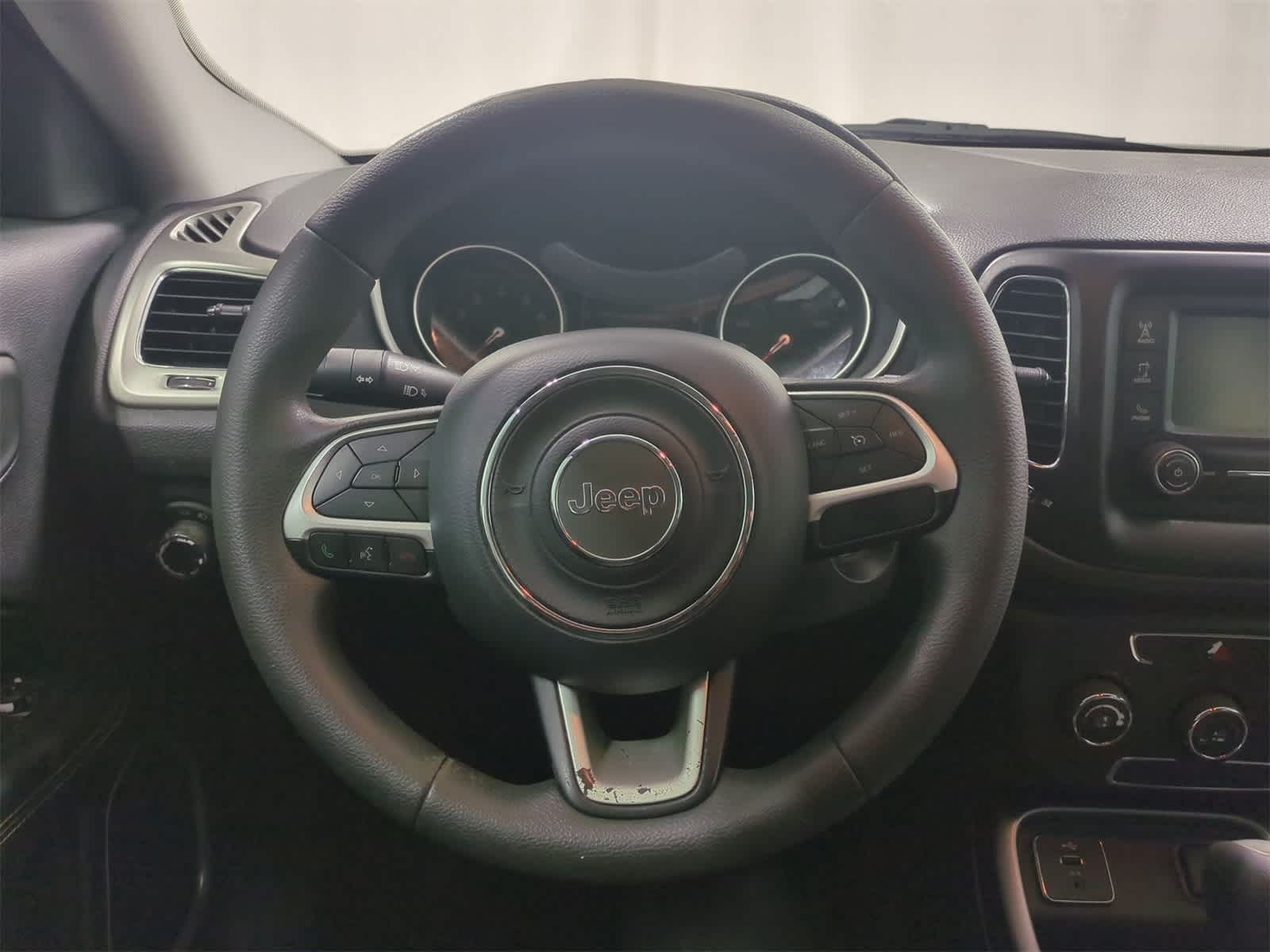 Thumbnail: 2018 Jeep Compass - 22