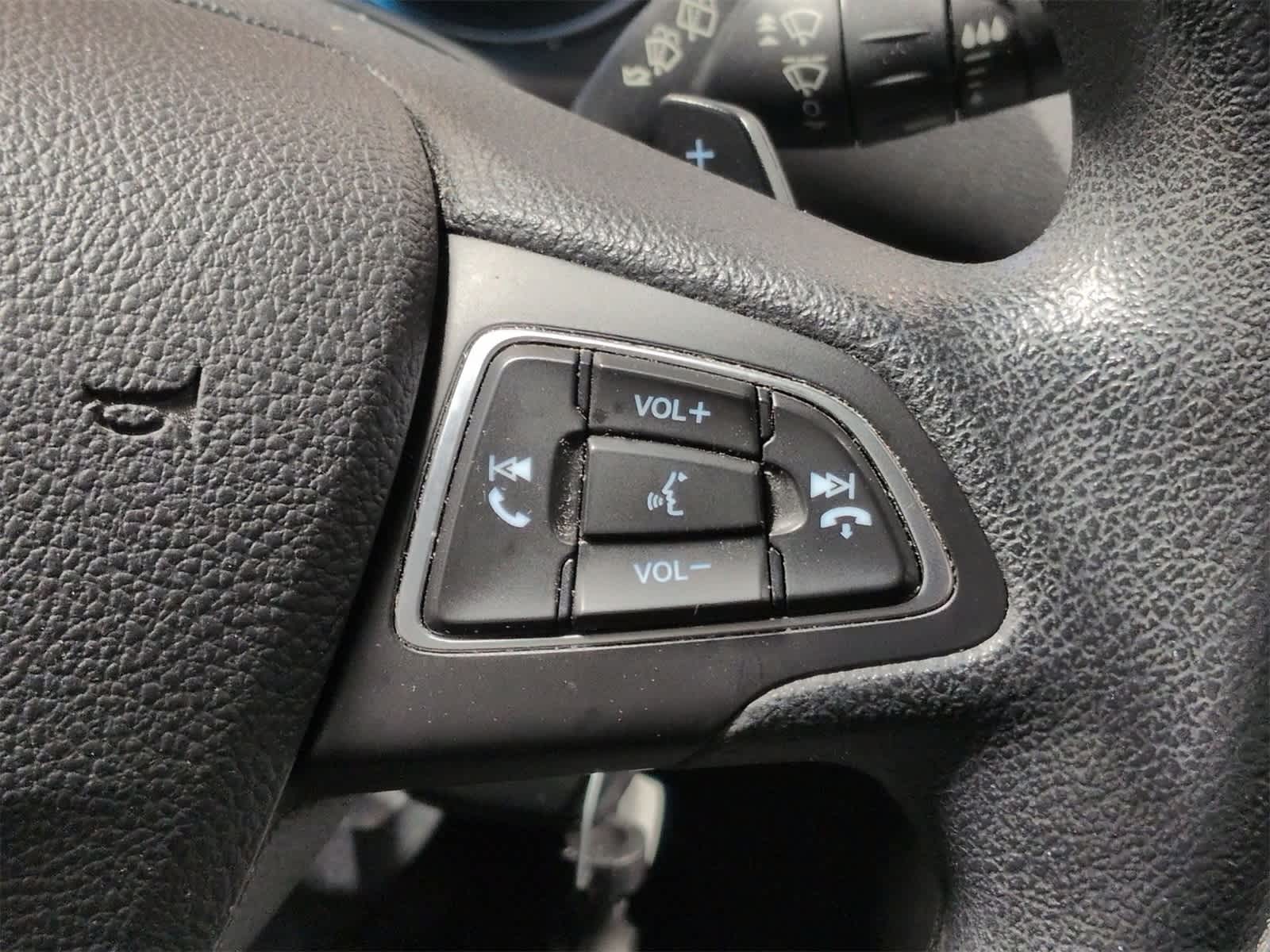 Thumbnail: 2017 Ford Escape - 25