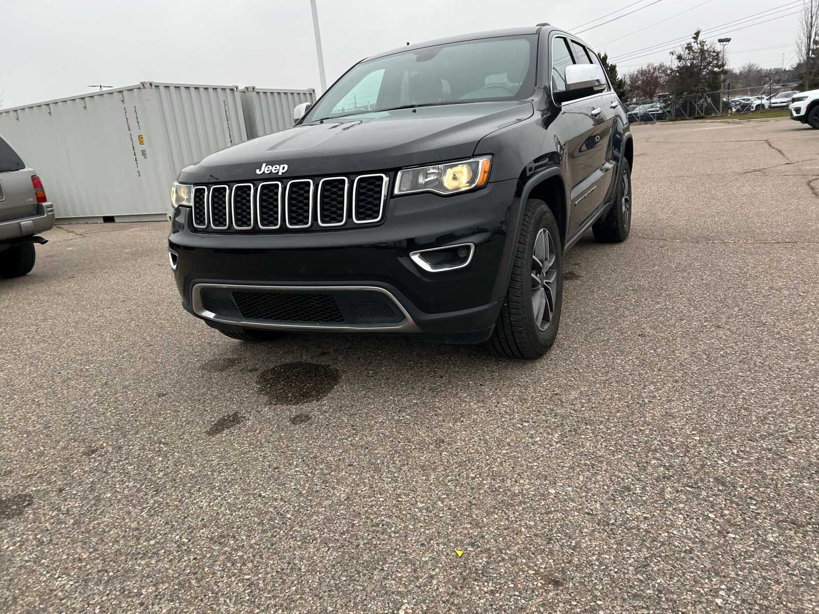 2019 Jeep Grand Cherokee Limited photo 3