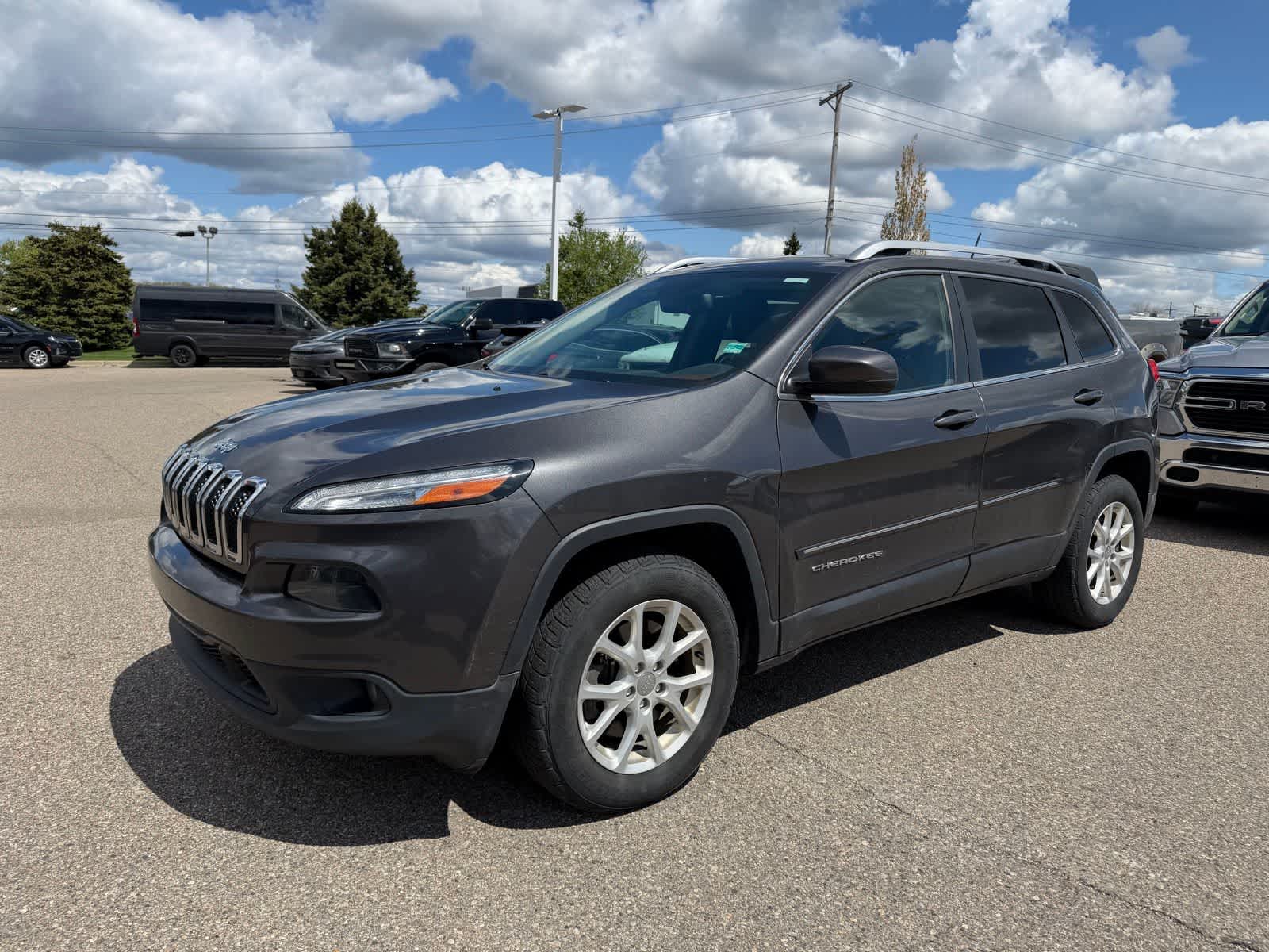 2015 Jeep Cherokee Latitude -
                  Farmington Hills, MI