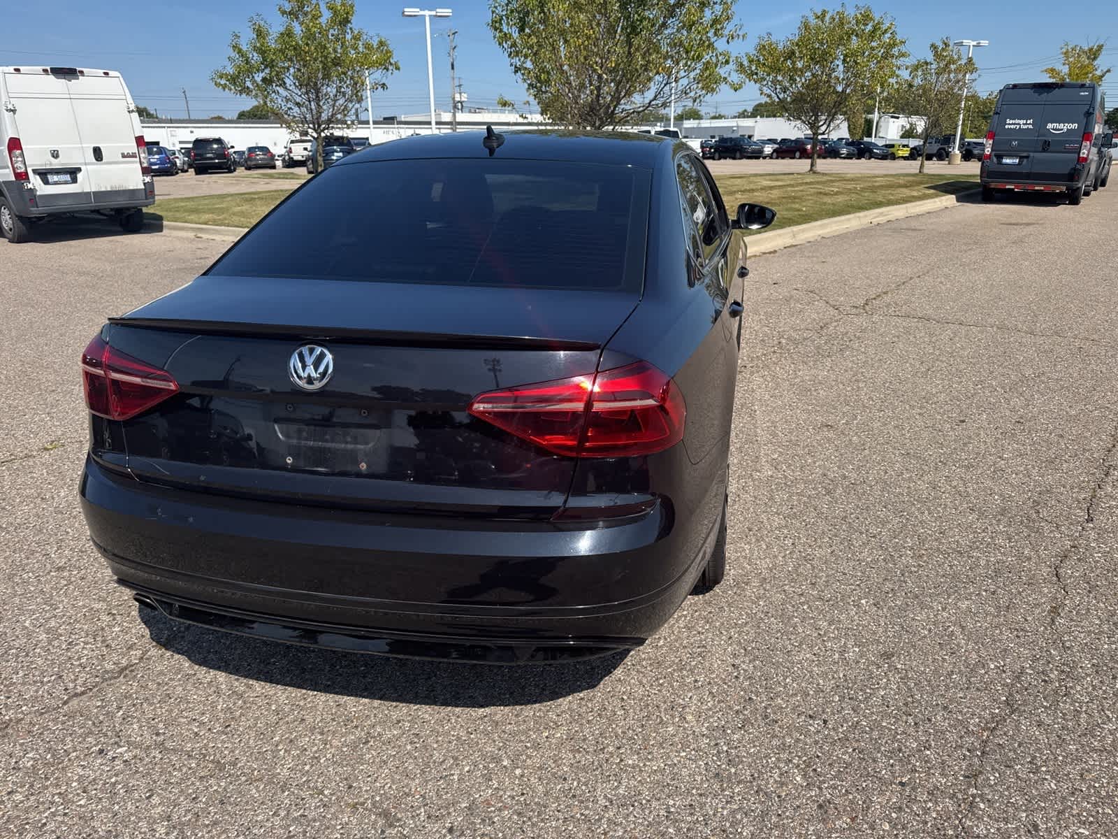 Thumbnail: 2017 Volkswagen Passat - 14