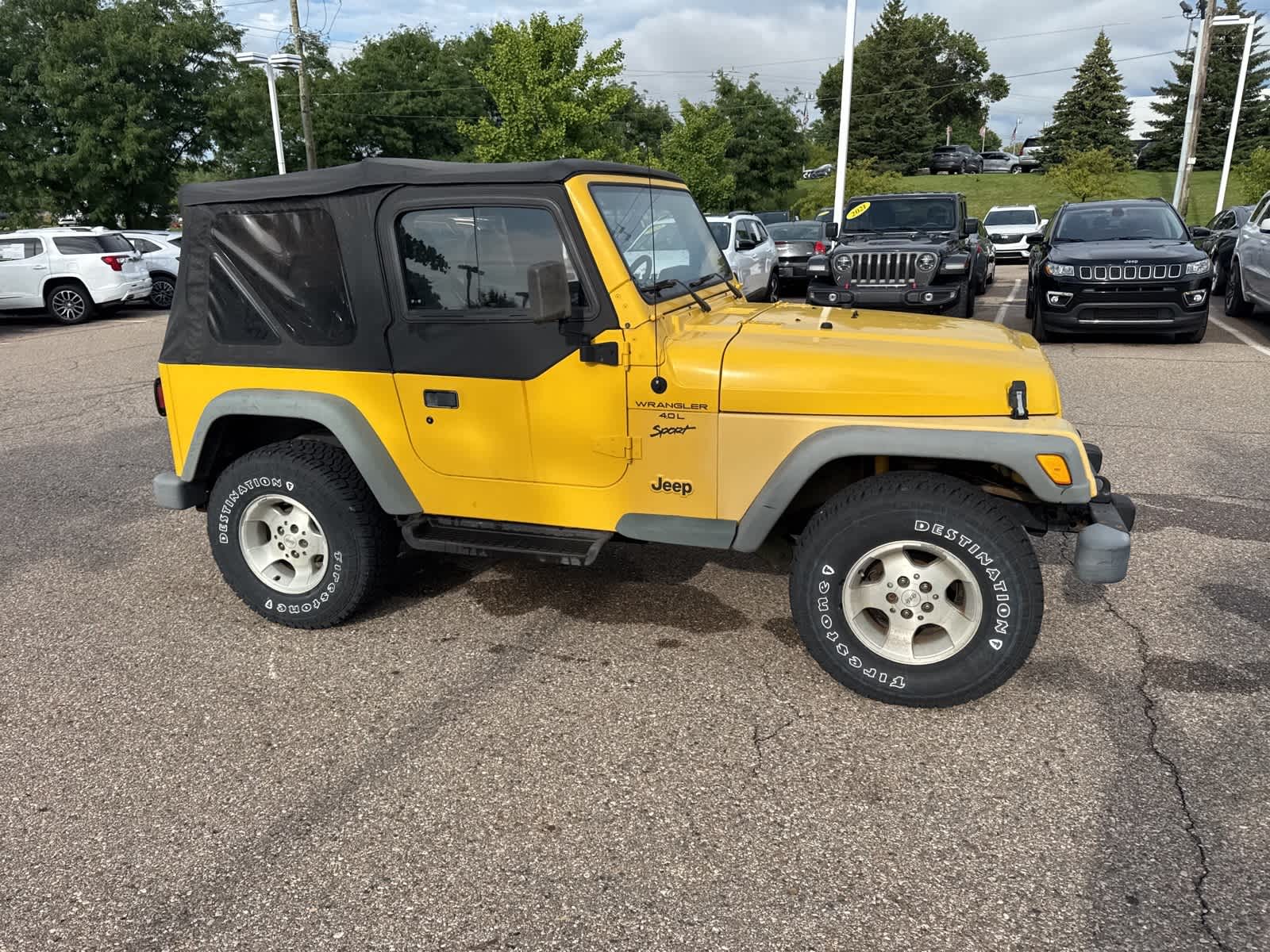 Thumbnail: 2000 Jeep Wrangler - 10