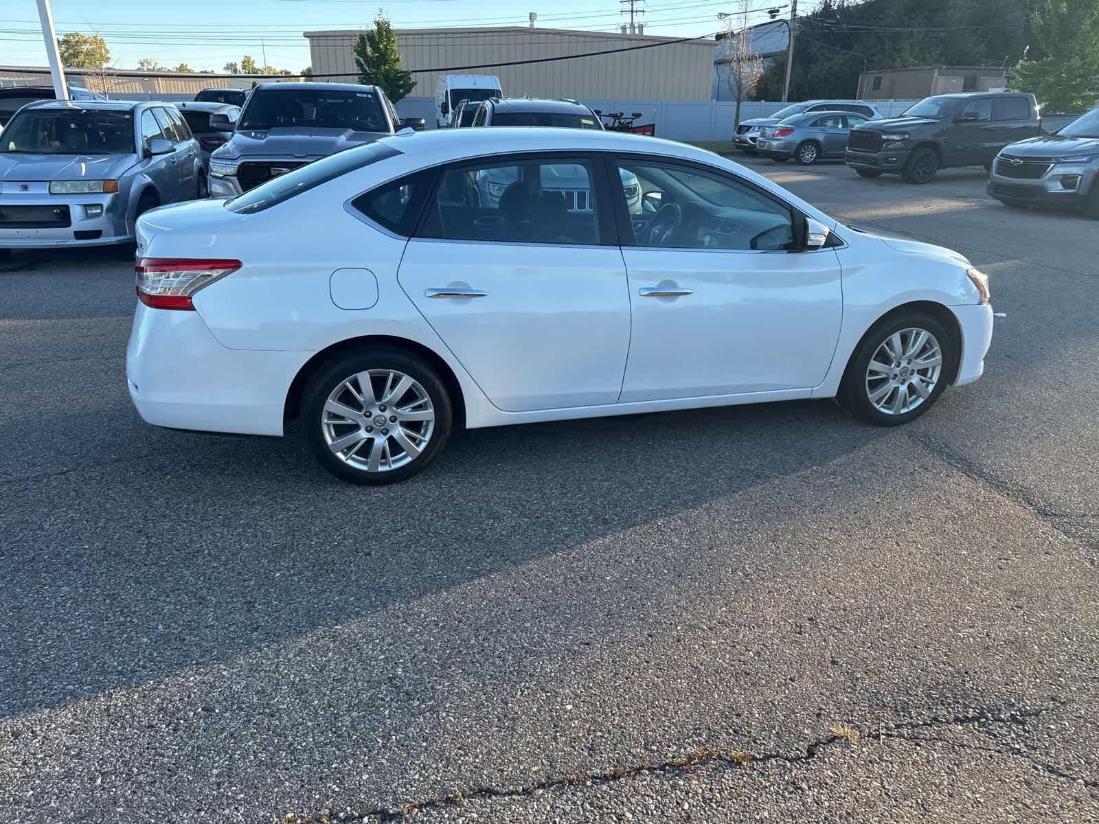 Thumbnail: 2013 Nissan Sentra - 10