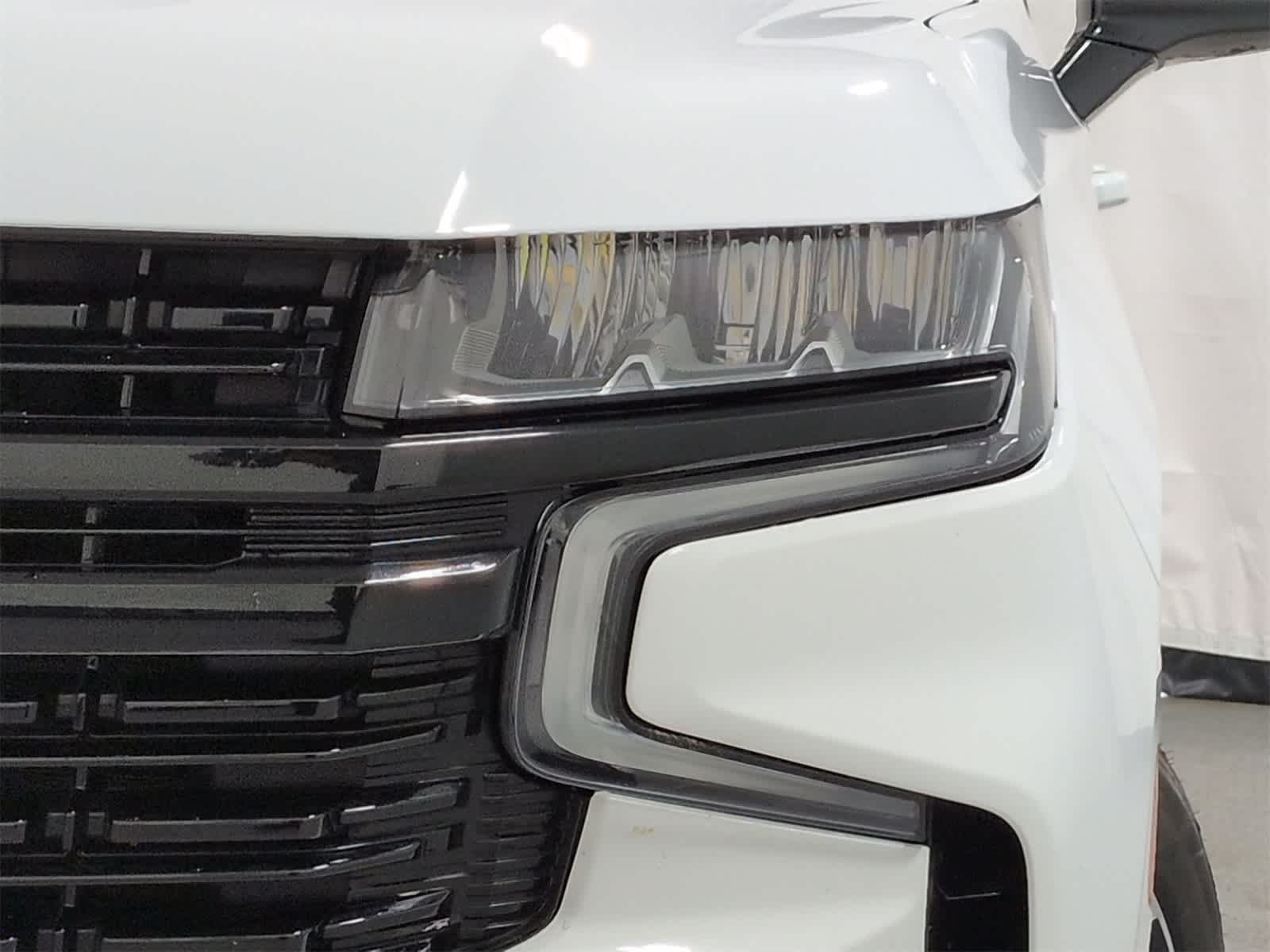 Thumbnail: 2023 Chevrolet Tahoe - 11