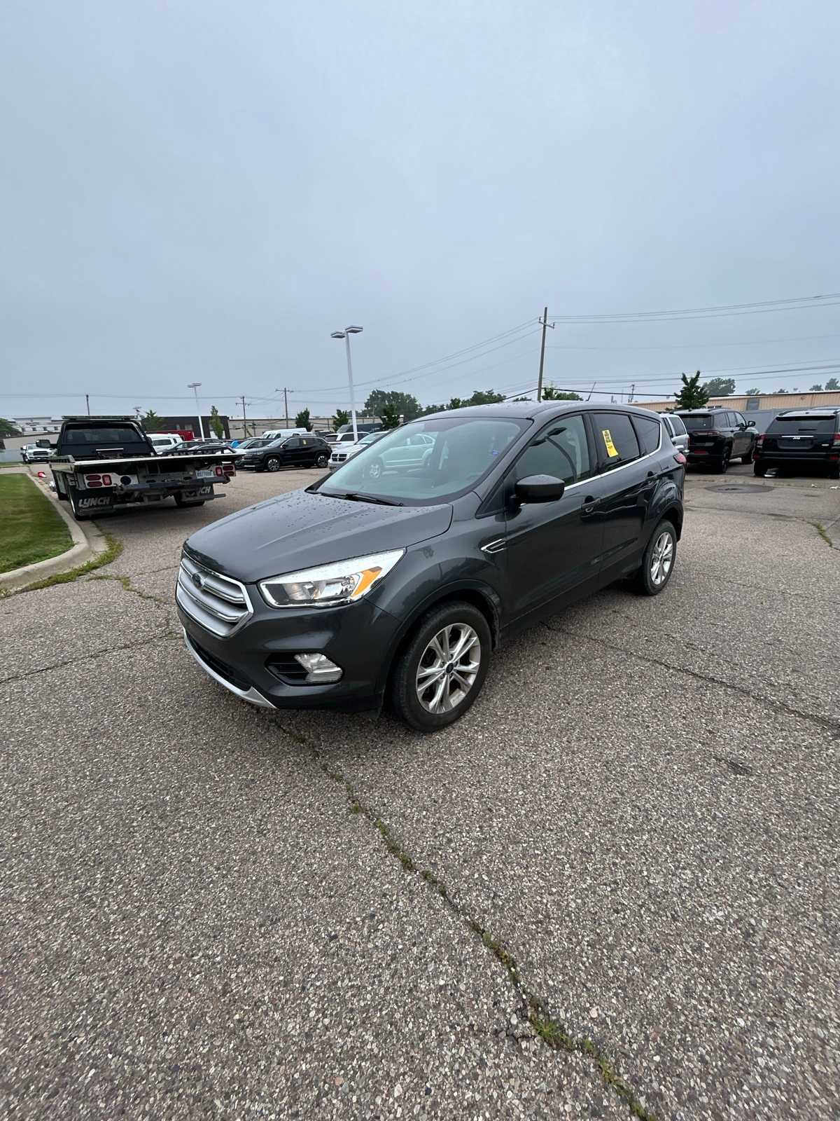 Thumbnail: 2019 Ford Escape - 1