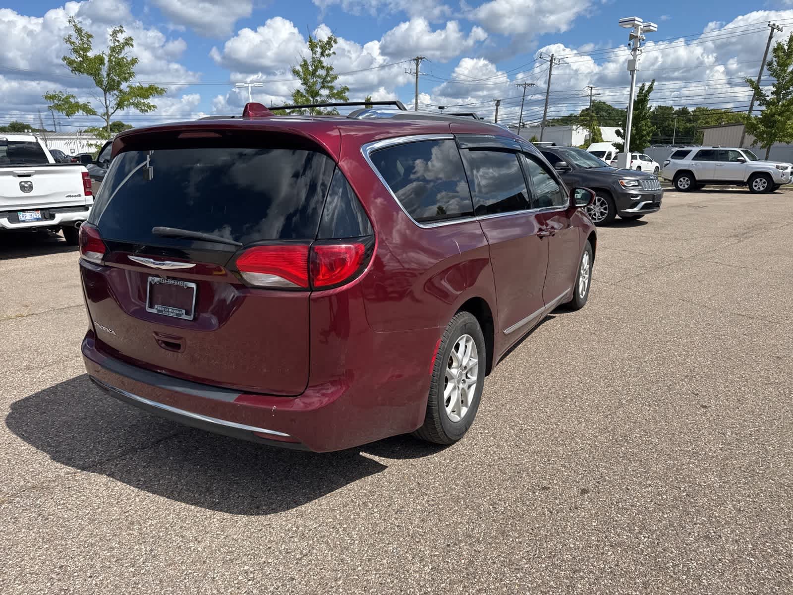 Thumbnail: 2020 Chrysler Pacifica - 18