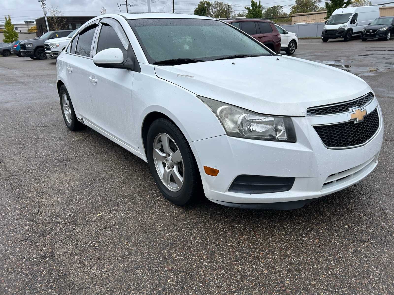 Thumbnail: 2012 Chevrolet Cruze - 7