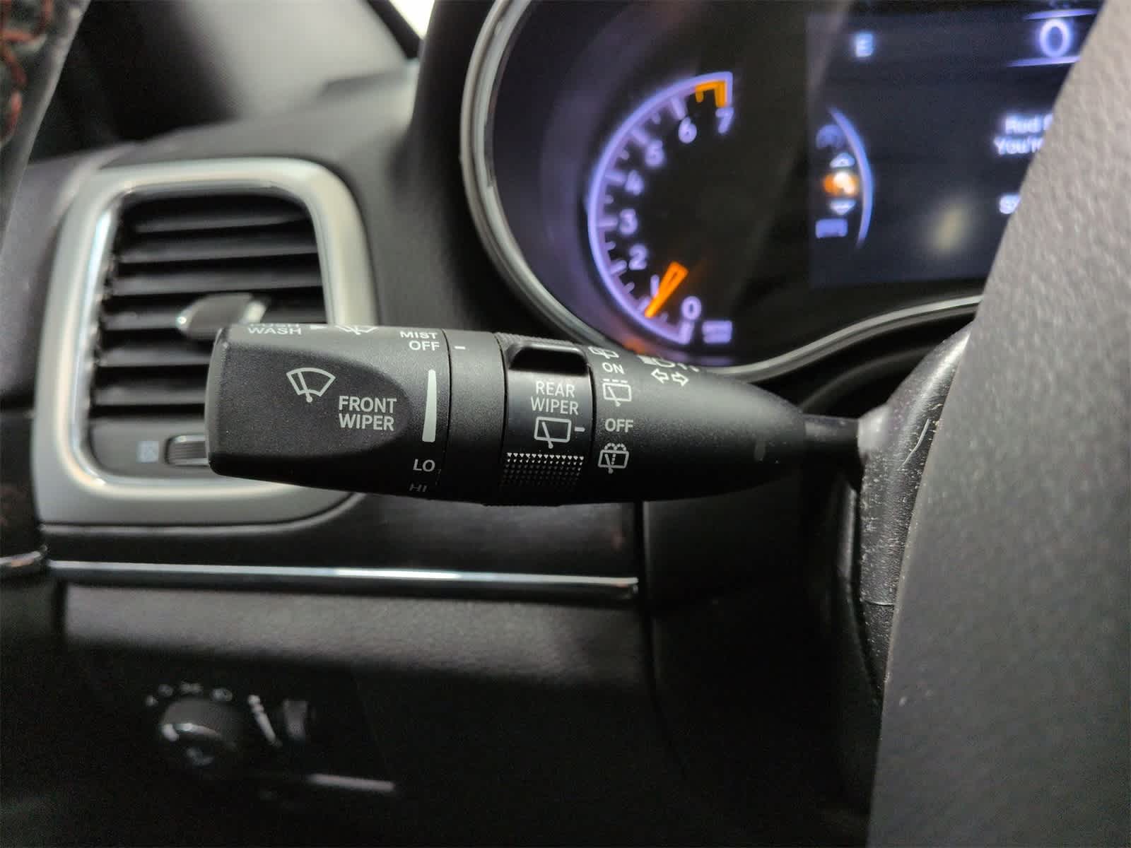 Thumbnail: 2019 Jeep Grand Cherokee - 27