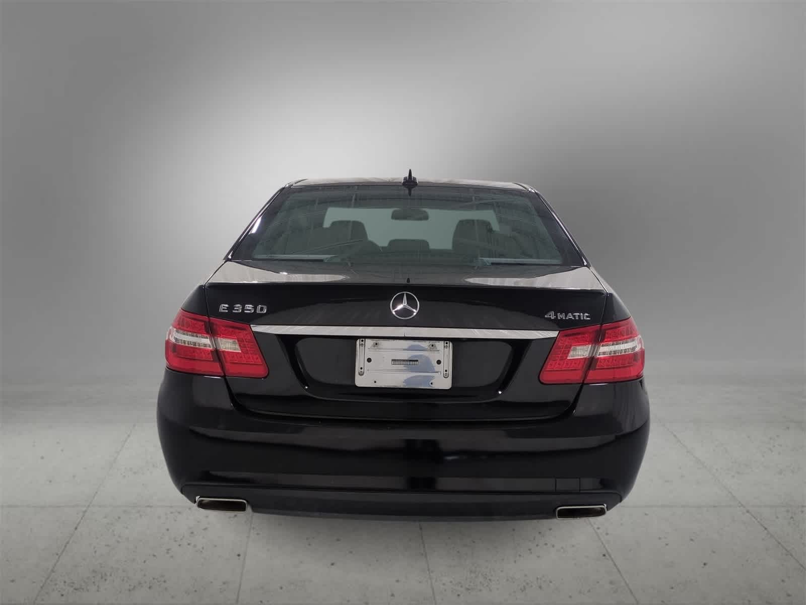 Thumbnail: 2013 Mercedes-Benz E-Class - 6