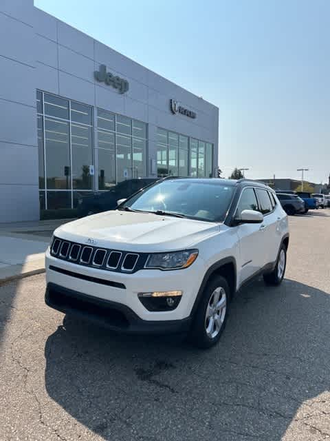 Used 2020 Jeep Compass Latitude with VIN 3C4NJDBB0LT175221 for sale in Farmington, MI