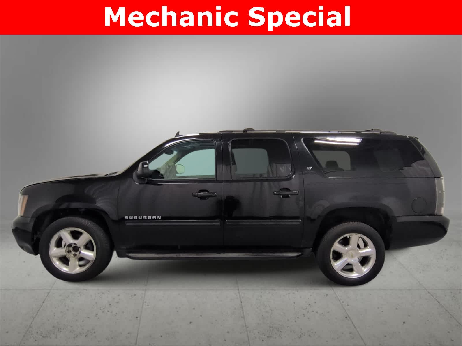 Thumbnail: 2011 Chevrolet Suburban - 4