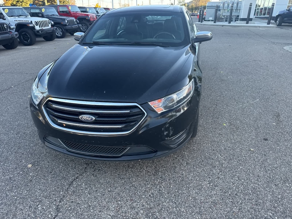 Used 2016 Ford Taurus Limited Sedan