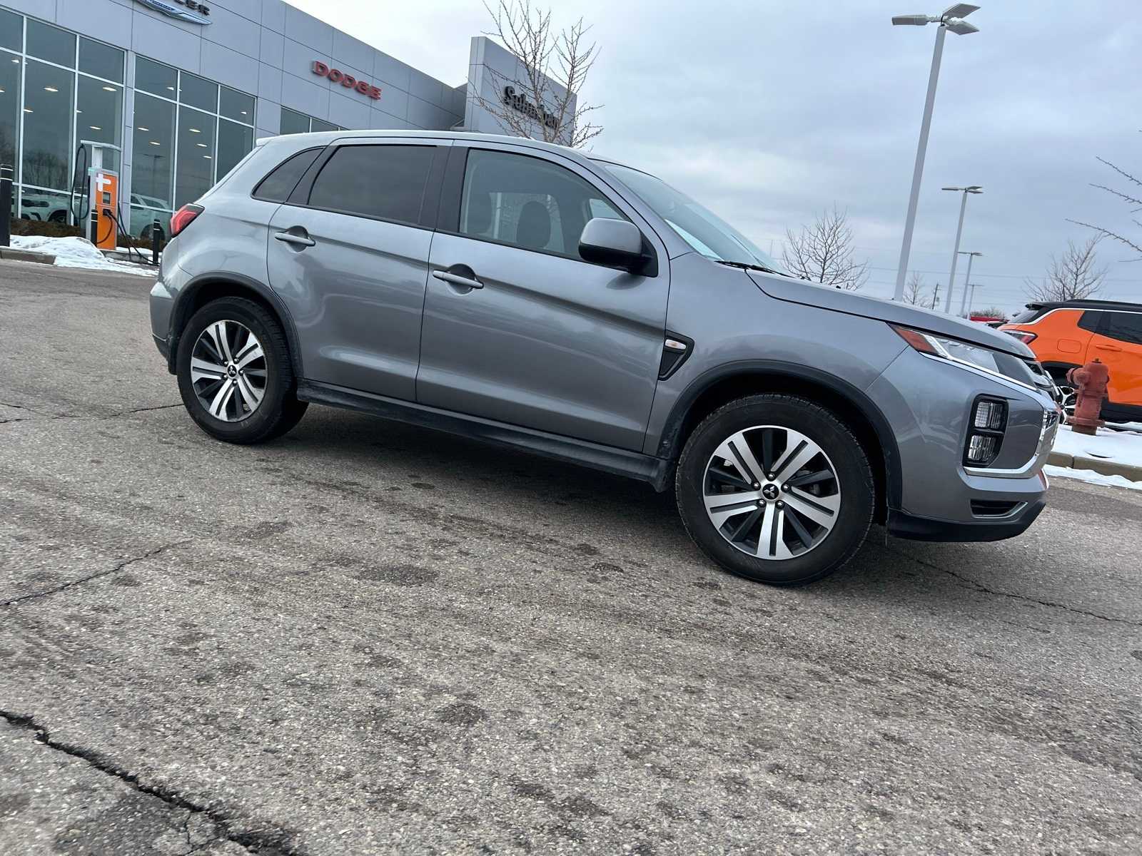 Thumbnail: 2023 Mitsubishi Outlander Sport - 9