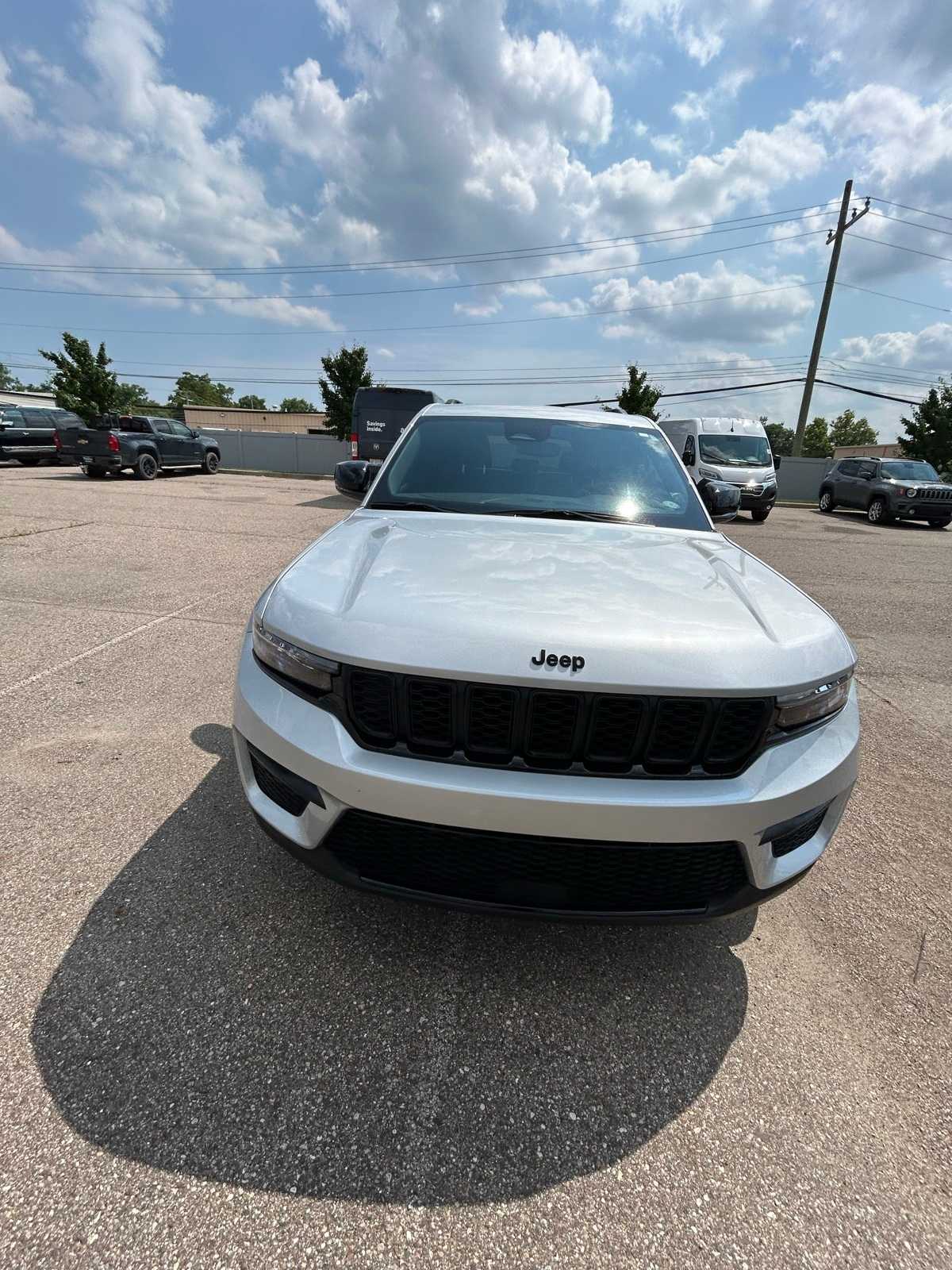 Thumbnail: 2023 Jeep Grand Cherokee - 5