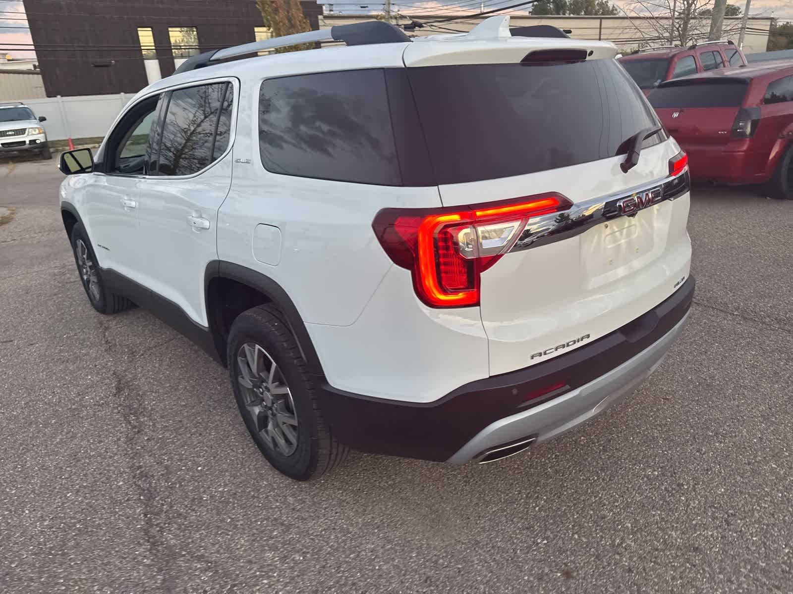 Thumbnail: 2021 GMC Acadia - 24